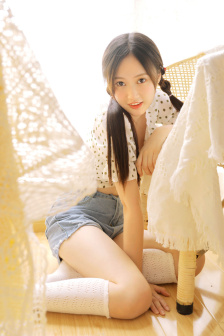 美军舰穿航台湾海峡
